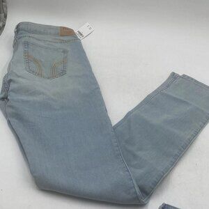New with tag Hollister Jeans Size 29x33 Women Blue Skinny